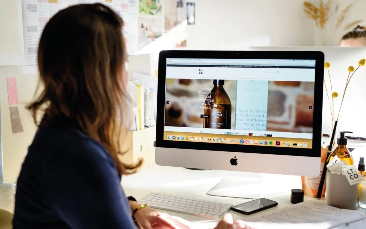 Meet Laura, founder of Laura Thomas Co. A luxury lifestyle brand