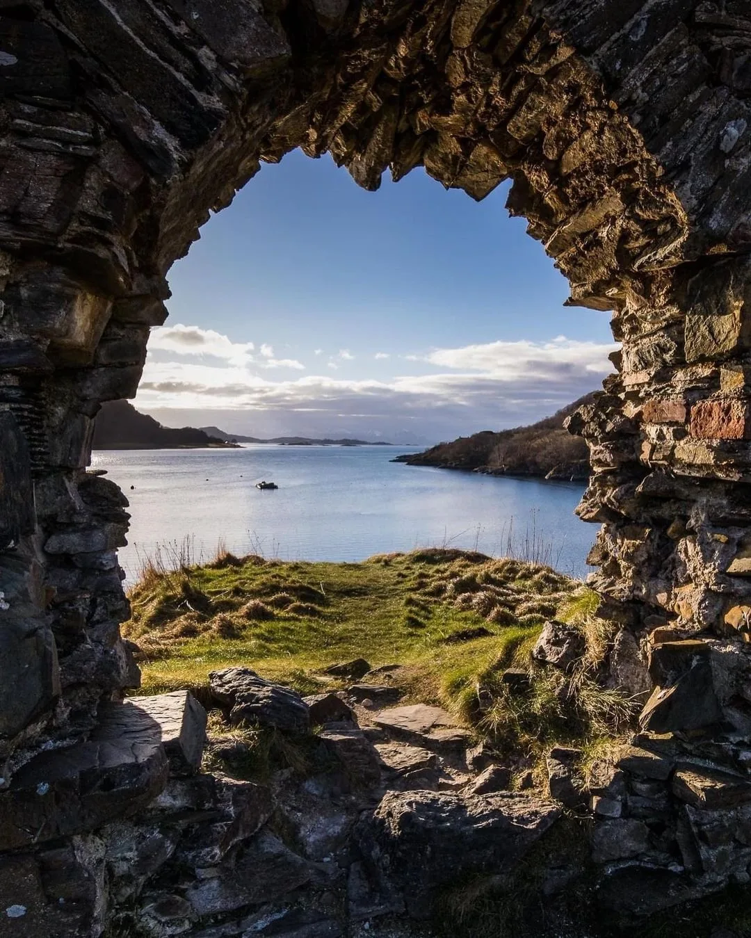 The Destruction of Strome Castle