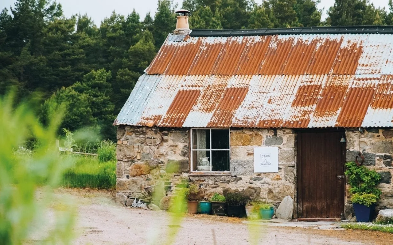 Meet Fergus & Angie Thom owners of Cairn Candles