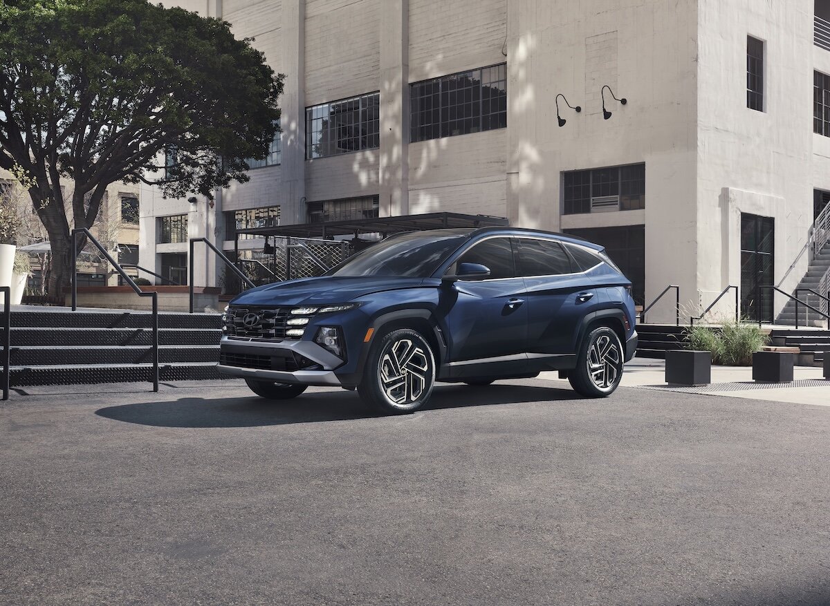 2025 Hyundai Tucson parked in city