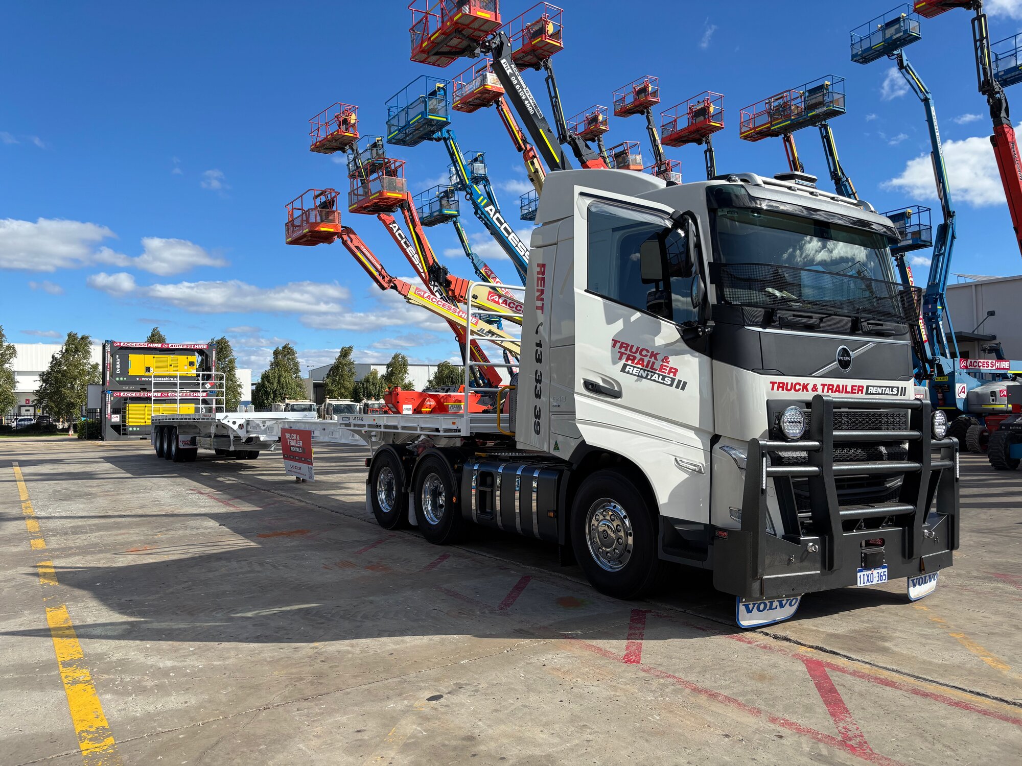 Truck & Trailer Rentals Volvo prime mover with extendable trailer at the Canning Vale branch in Western Australia.