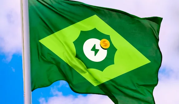 Imagem de uma bandeira personalizada com fundo verde e uma ilustração de um sol com ícone de energia no centrl
