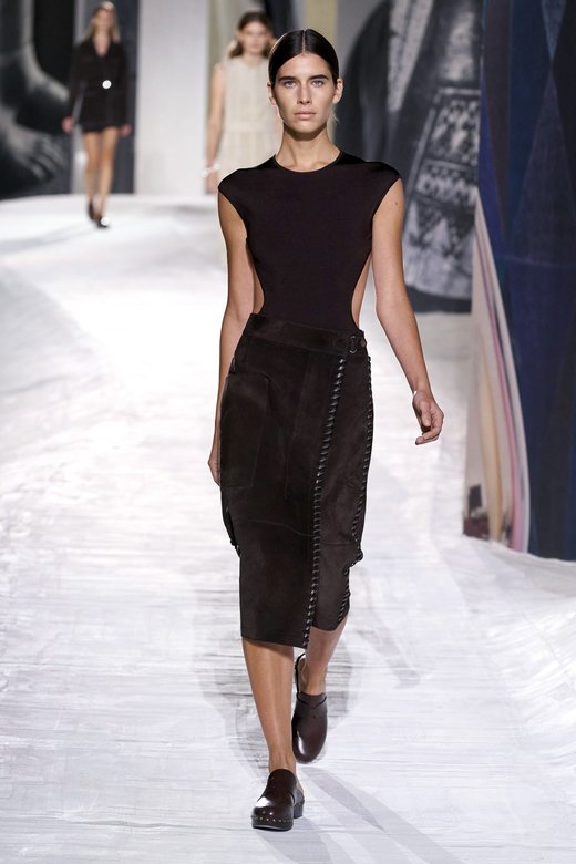 Model on a runaway wearing Hermès SS21