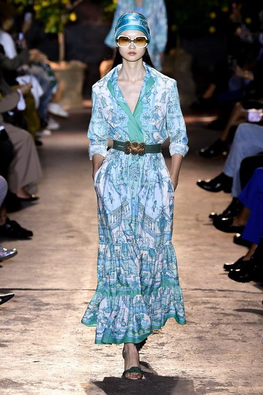 Model on a runaway wearing Etro SS21