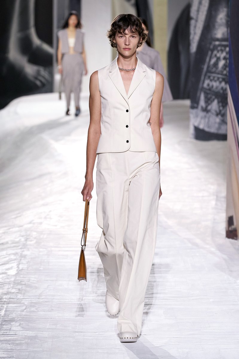 Model on a runaway wearing Hermès SS21