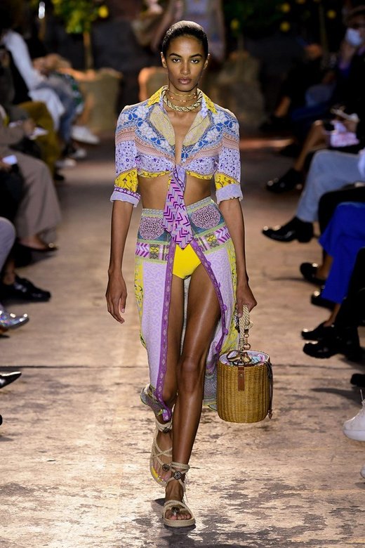 Model on a runaway wearing Etro SS21