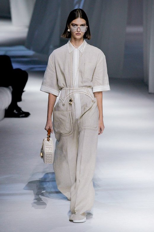 Model on a runaway wearing Fendi SS21