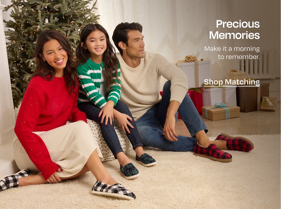 Precious Memories. Make it a morning
to remember. Shop Matching. Models in plaid Alpargatas for women, kids and men.