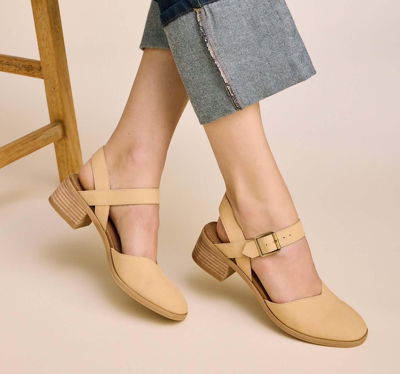 Women's Jaclyn Heel in light caramel nubuck leather shown.