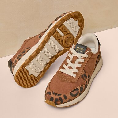 TRVL Lite Retro Sneaker in Water Repellent Brown Sugar Twill and Leopard Suede