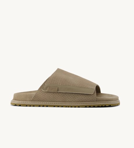 Danilo Slide Sandal shown.