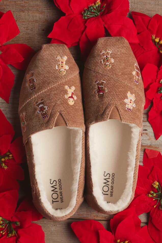 Women's Alpargata Cloudbound in cozy corduroy embroidered gingerbread shown.