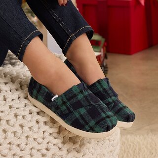 Kids' Alpargata Classic in Navy Plaid shown.