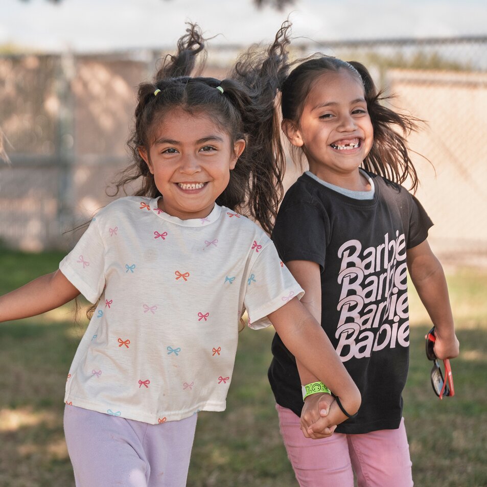 Iemand op een skateboard.