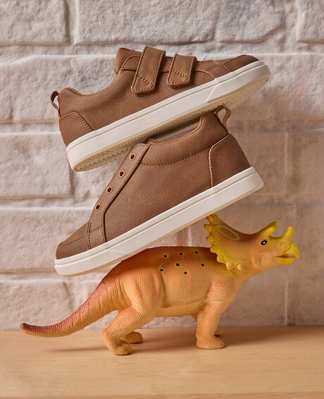 Cruz Kids Shoes in Toffee Microsuede shown.