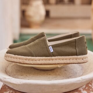 Alpargata Rope 2.0 Espadrille in Olive Recycled Cotton Slubby Woven.
