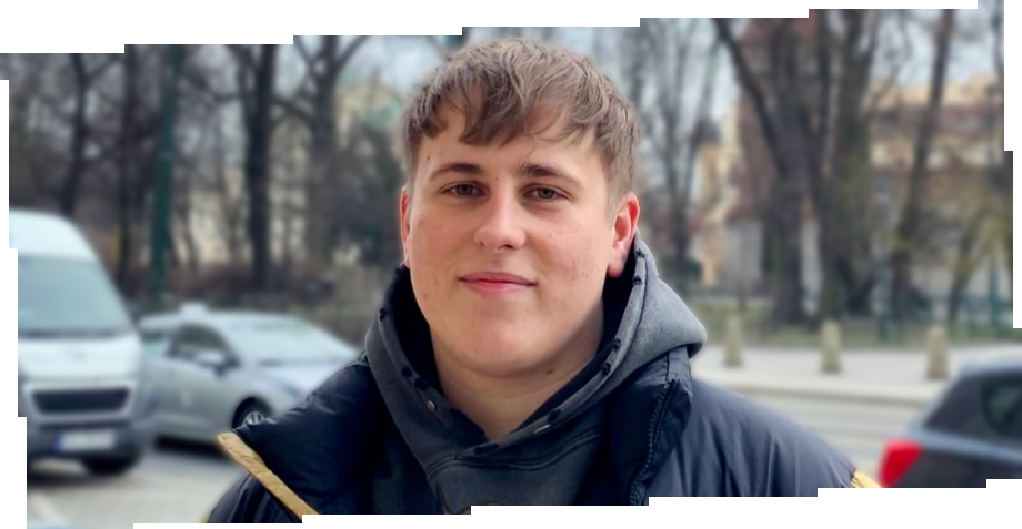 Tomasz's Story: From Student to Front-End Developer