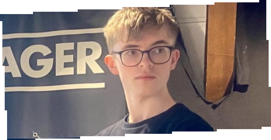 From Neuroscience to Front-End Developer - Sarah Full-Stack Development Tutor story