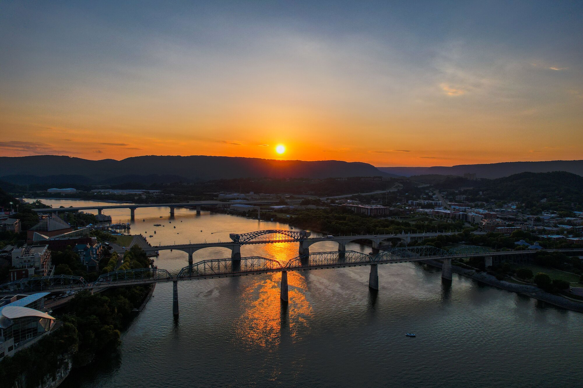 Nooga Nightlife: Things To Do in Chattanooga
