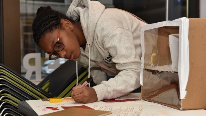 Girls Build! empowers young girls to explore architecture | Chicago ...