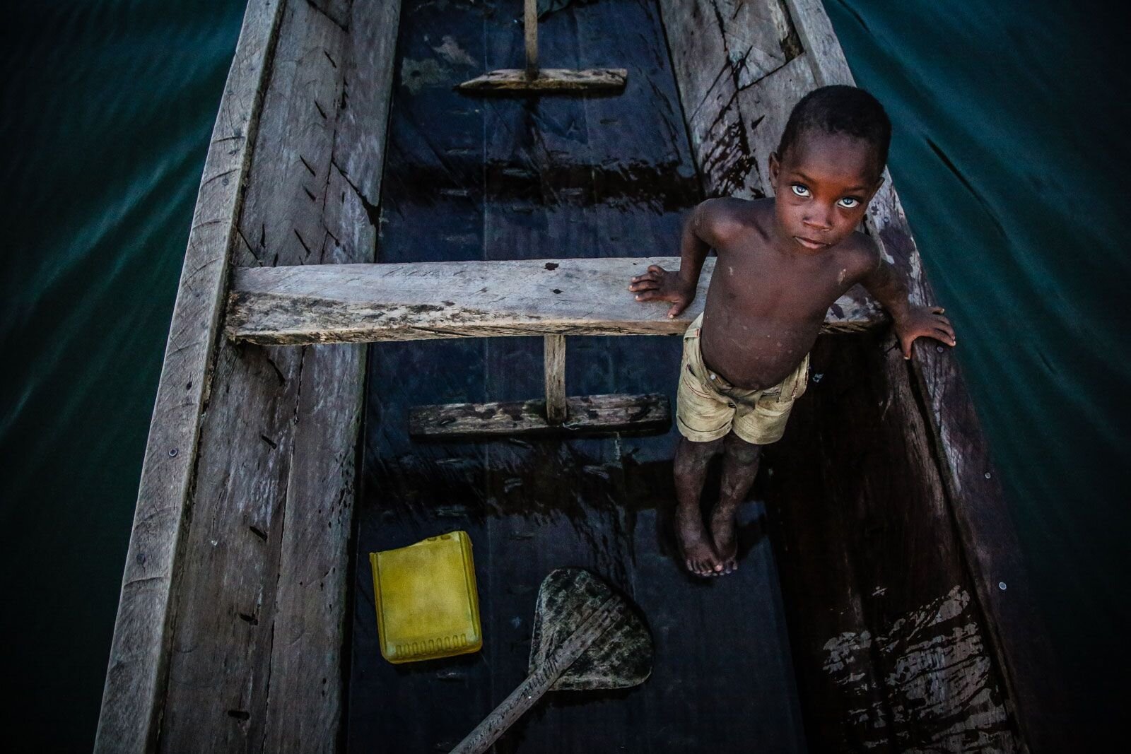 15 Powerful Photos that Capture Child Slavery #4