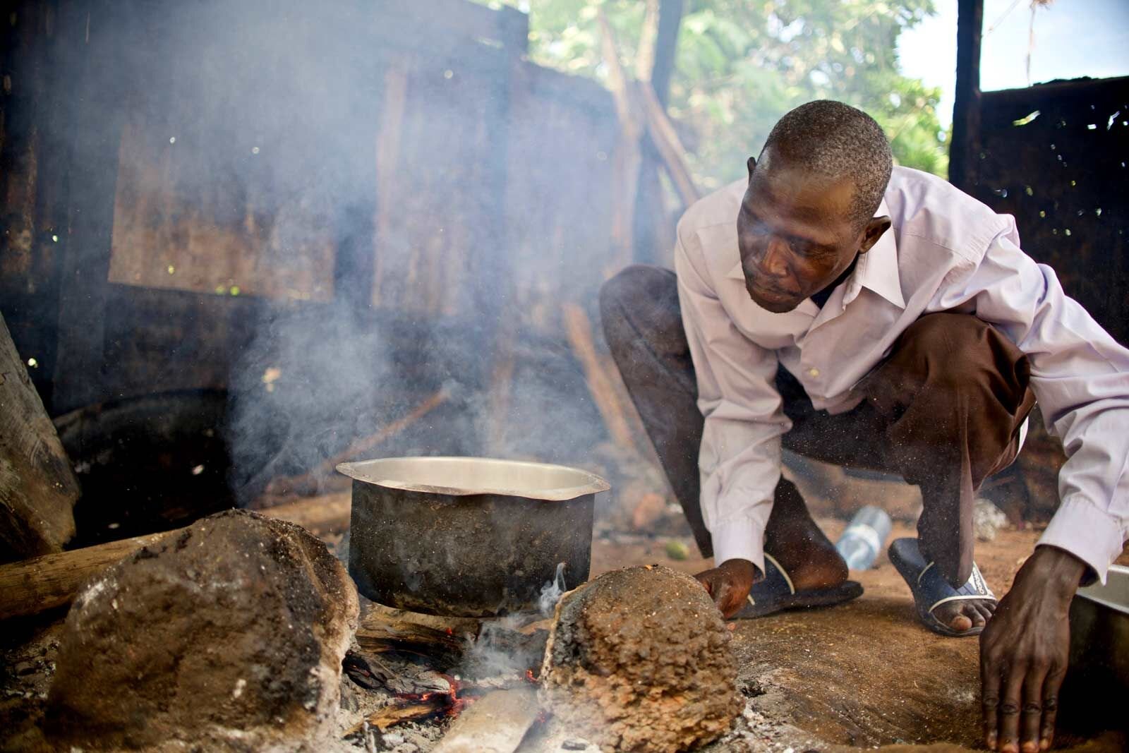 web SENSITIVE-CC-UG-HIV 04