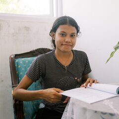 photo of Ivana, a 19 year old Compassion student from Indonesia