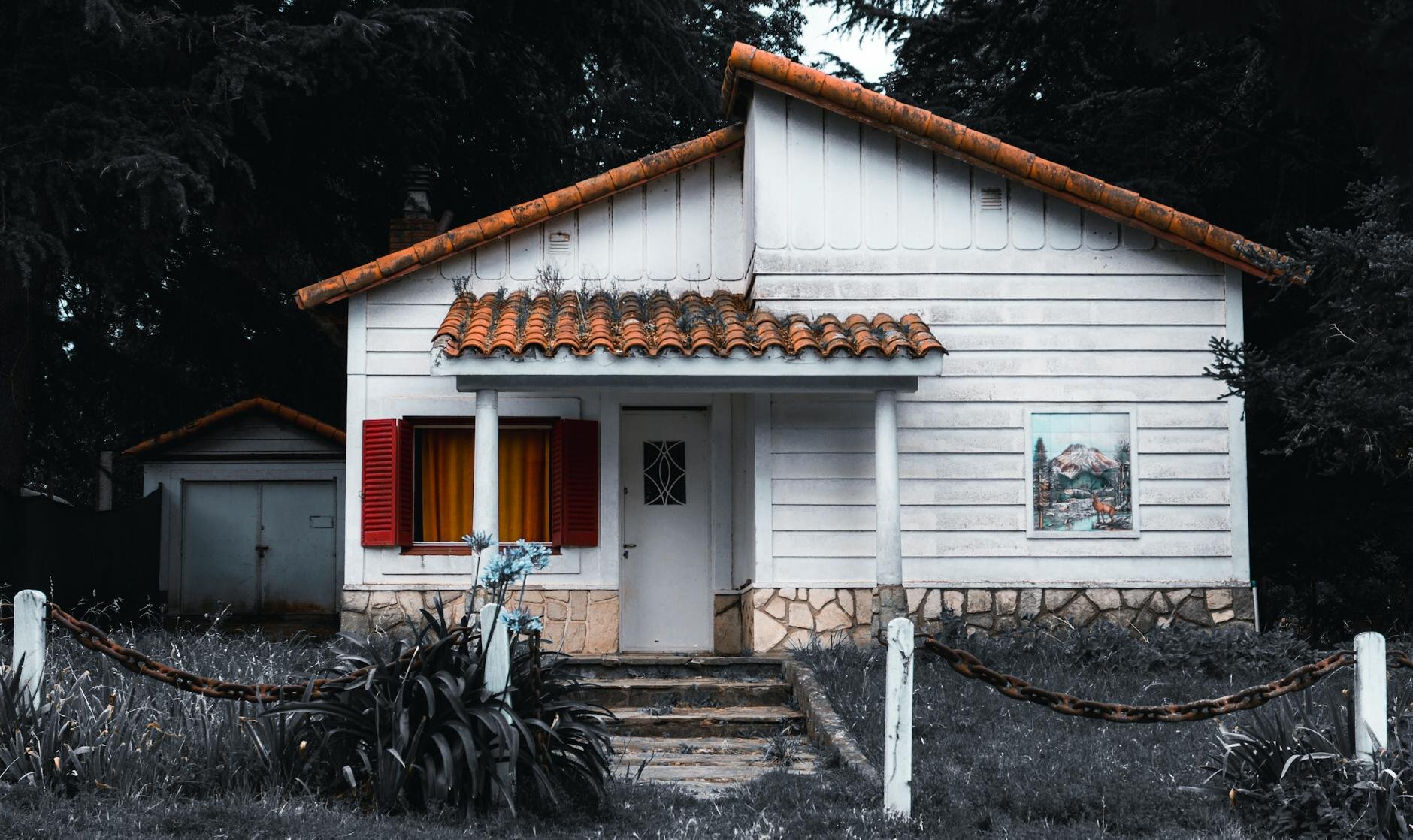 How To Keep the House in A Divorce Without Refinancing