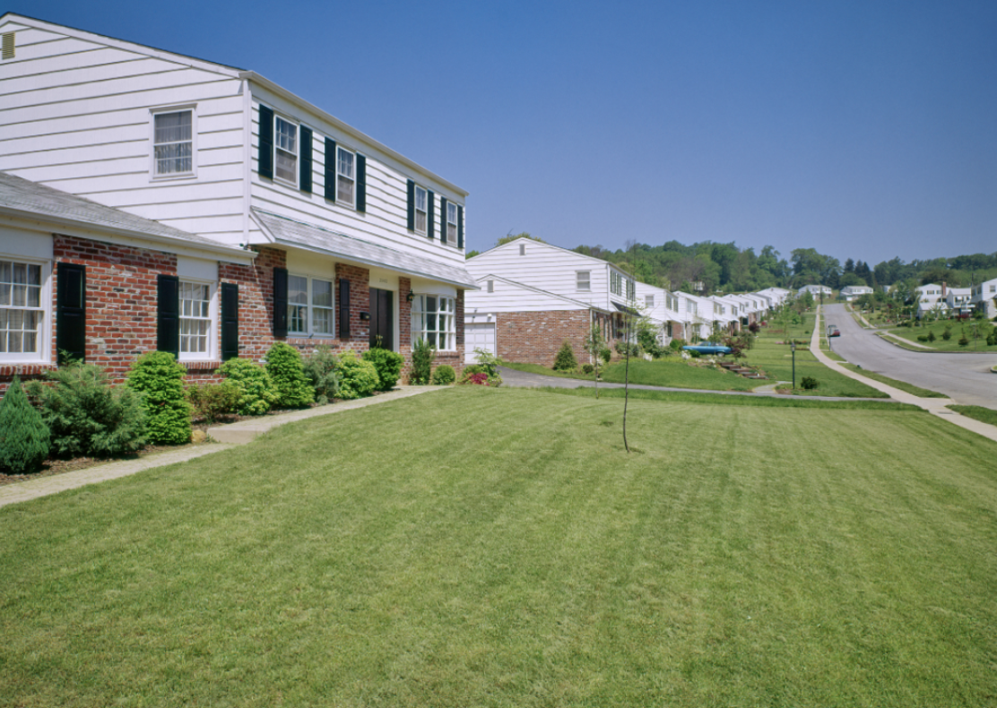 1970&#39;s Style Homes - Source: H. Armstrong Roberts/ClassicStock, Getty Images