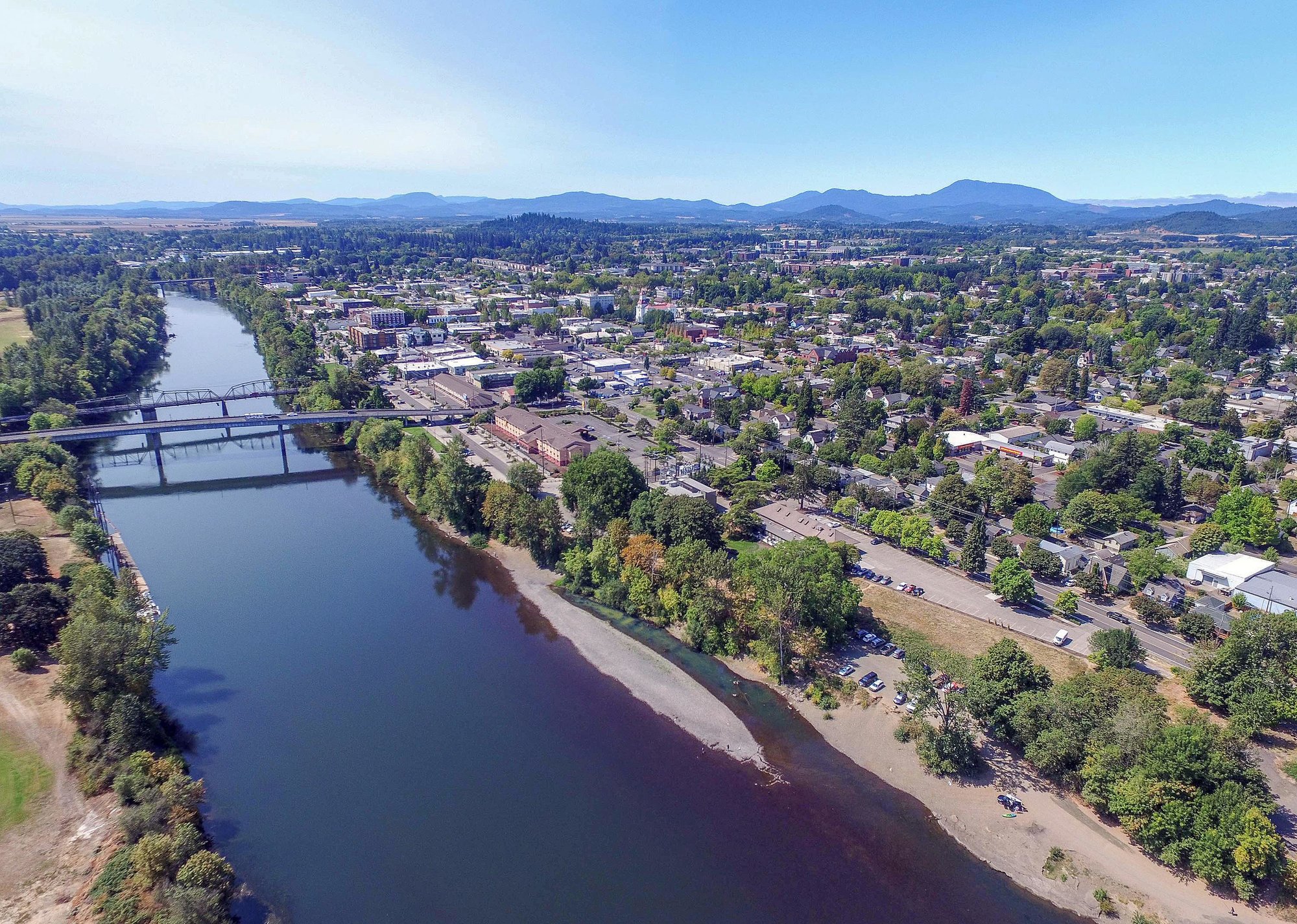 “Corvallis, Oregon aerial shot featuring two bridges” - Source: cpaulfell // Shutterstock