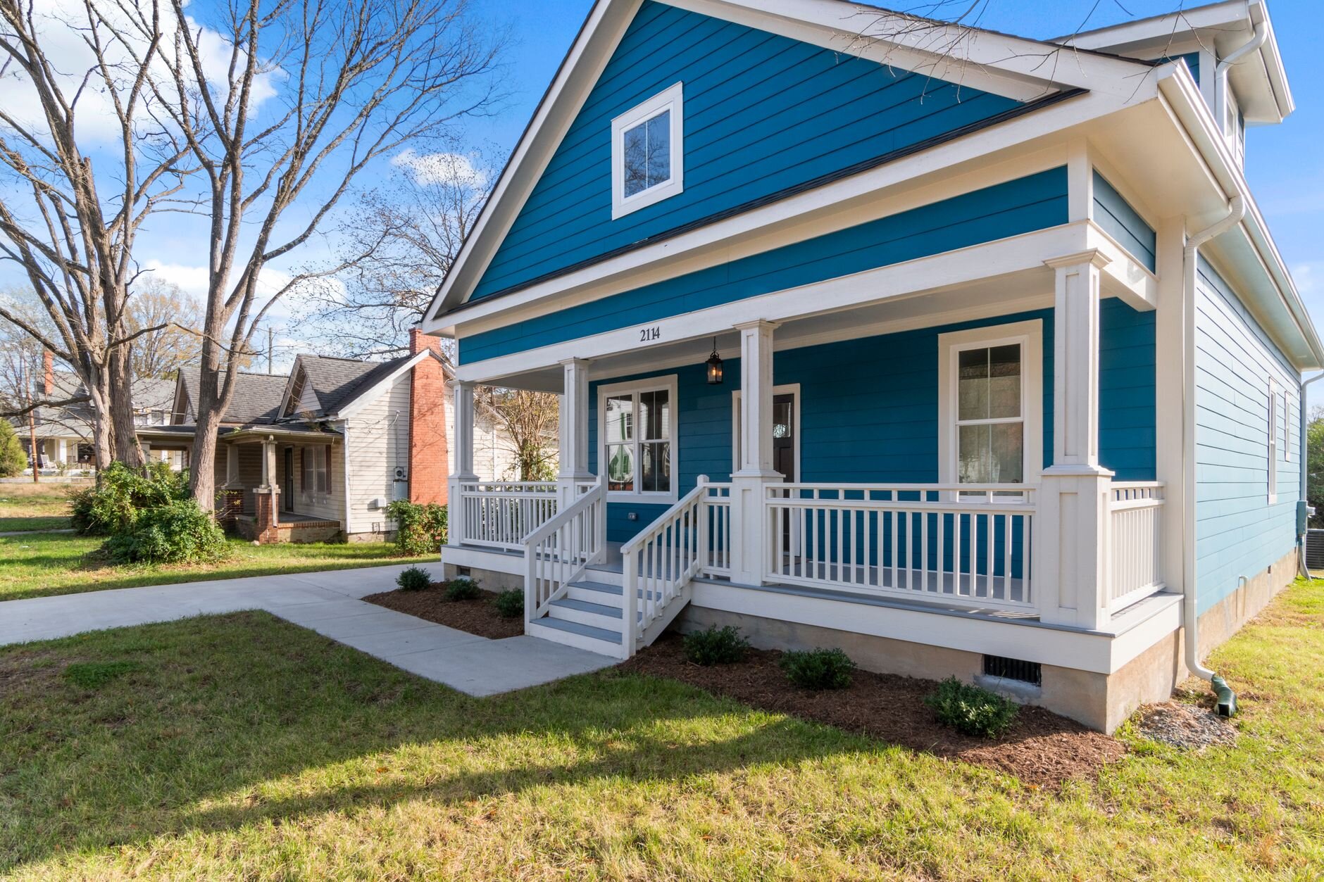 Can I qualify for a mortgage on a 6-month contract job?