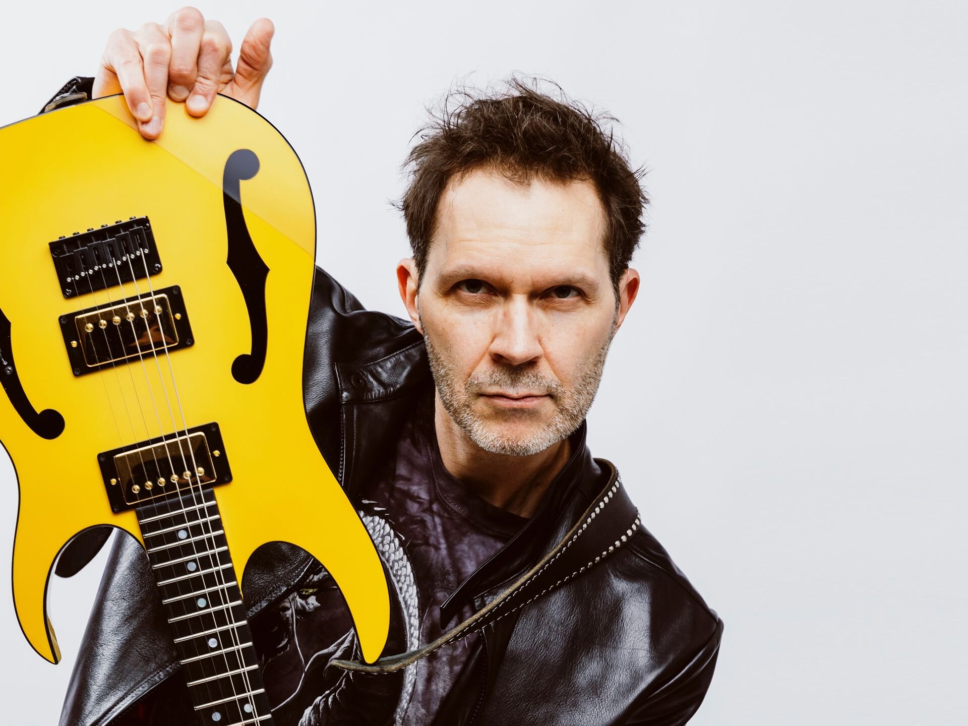 Paul Gilbert portrait