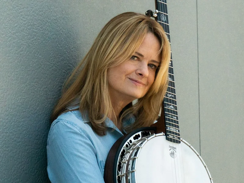 Alison Brown portrait
