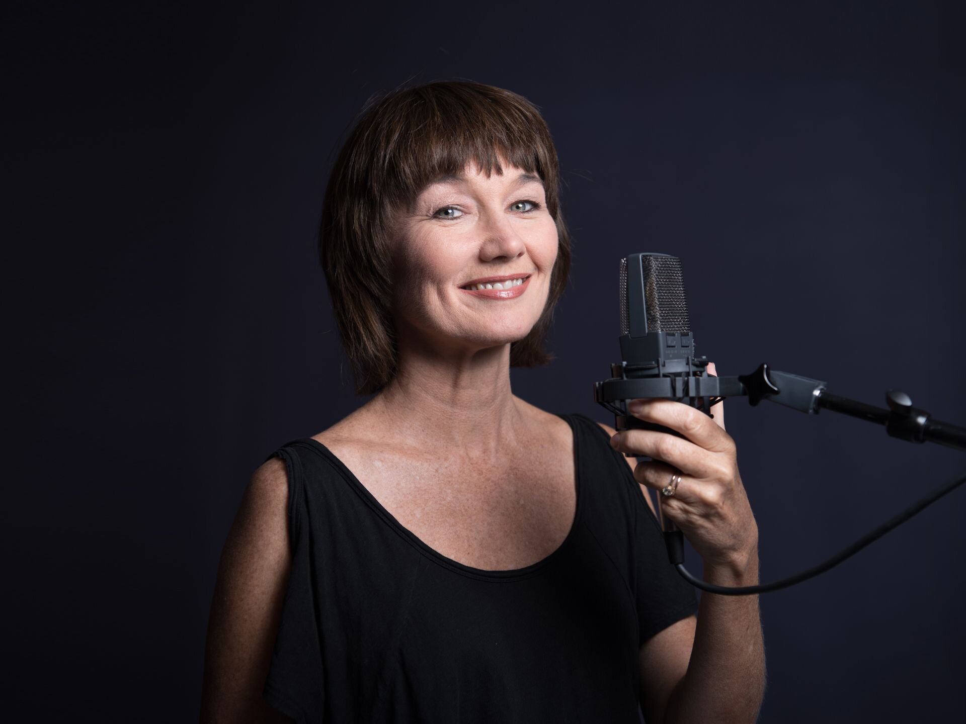 Lari White portrait