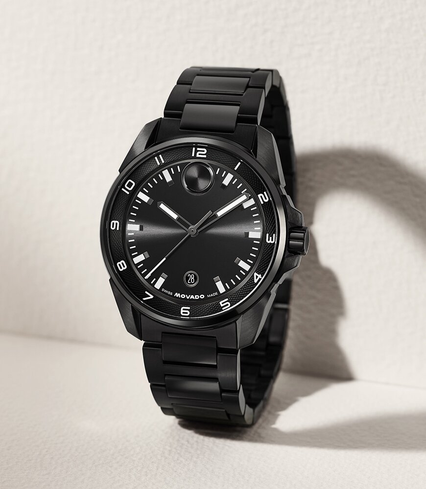 Black plated BOLD Verso S bracelet watch.