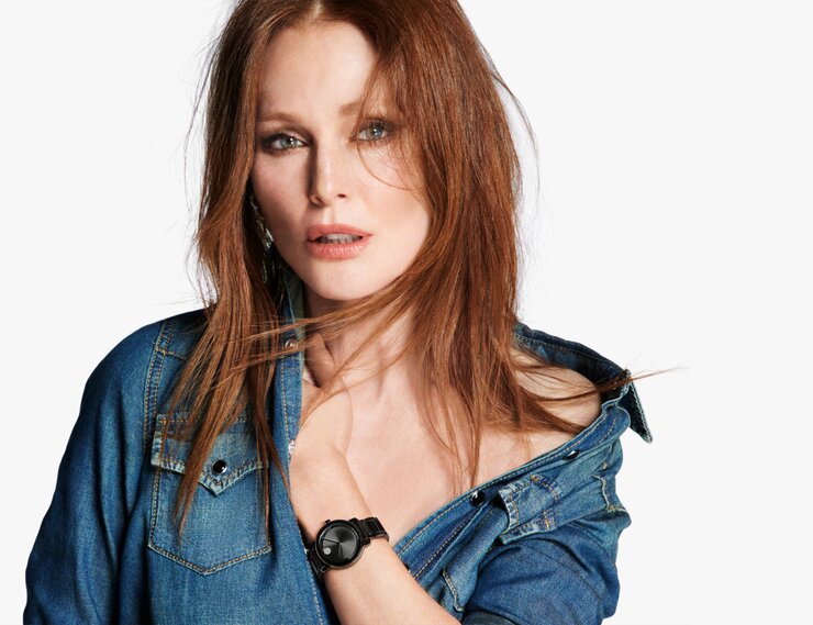 Julianne Moore in BOLD Evolution 2.0
