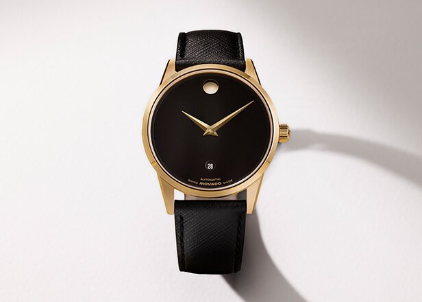 Museum Classic watch with black strap and dial