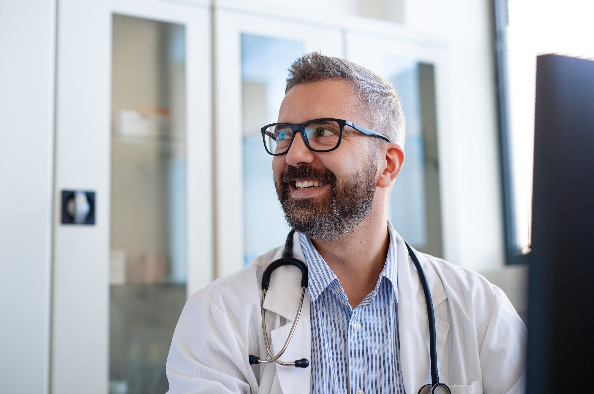 Permanent Or Locum Doctor Which Is Best For You 