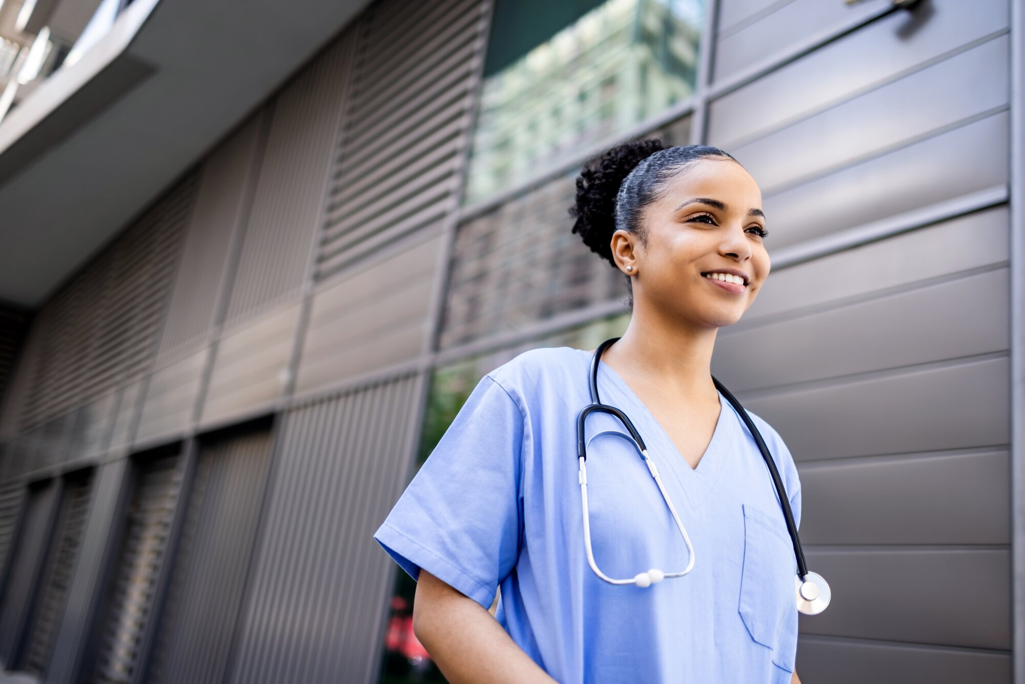 Travel Nurse Staffing: Ways Hospitals Can Benefit