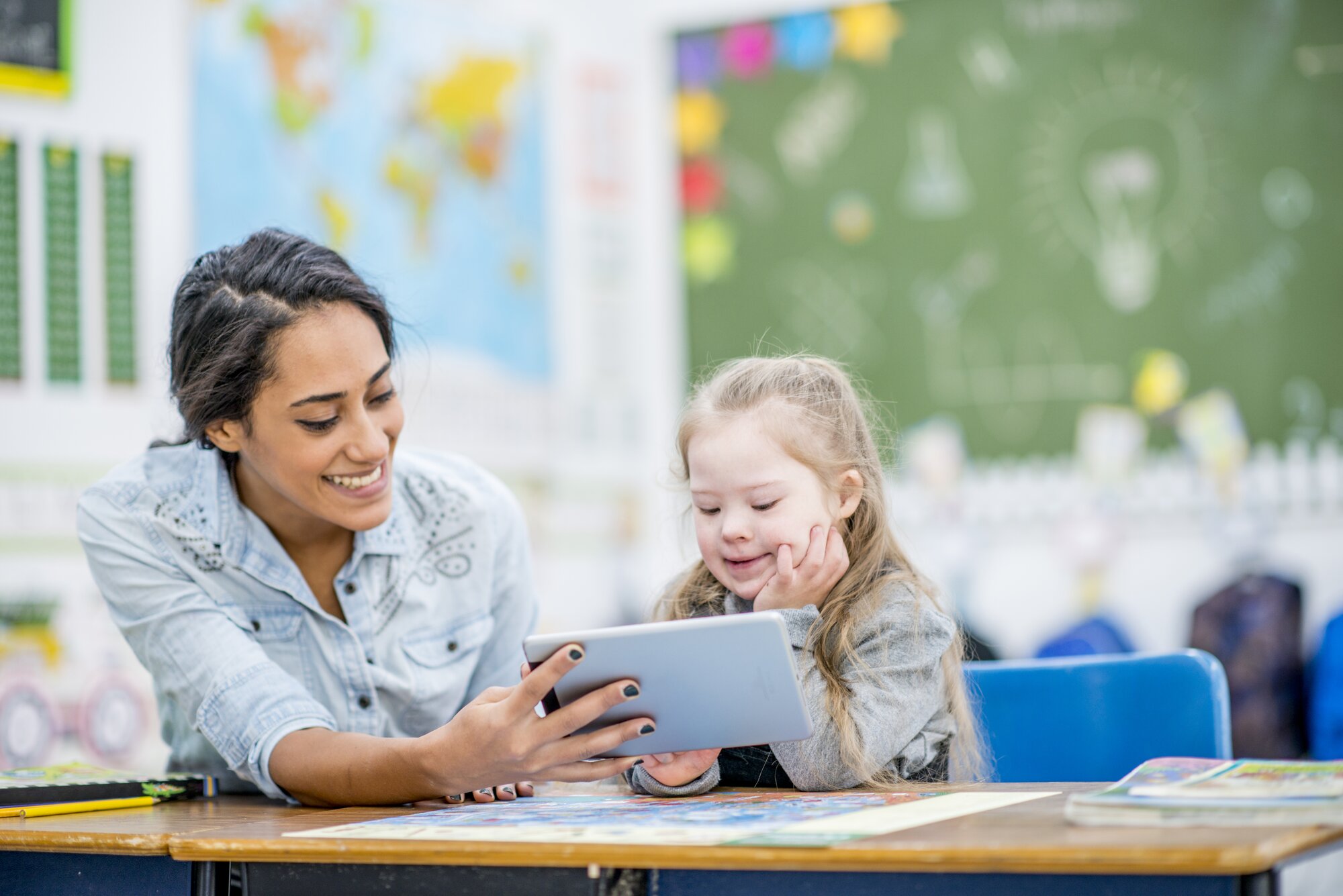 Empowering Special Education: Integrating Technology to Enhance Learning for Students with Special Needs