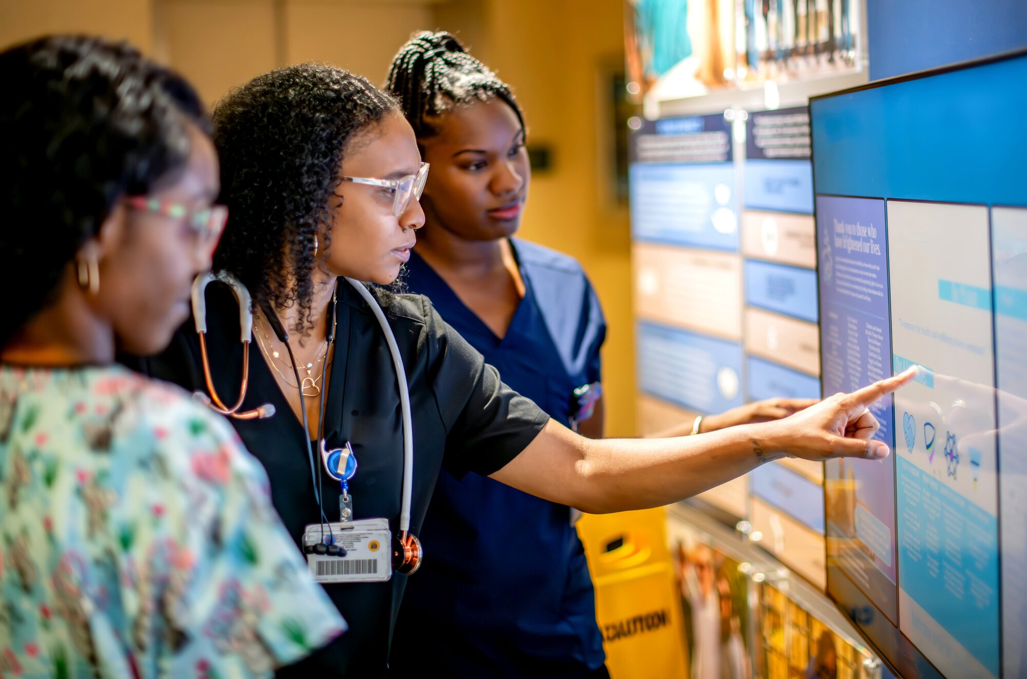 How Travel Registered Nurses Can Maximize Contract Extensions and Assignment Stability