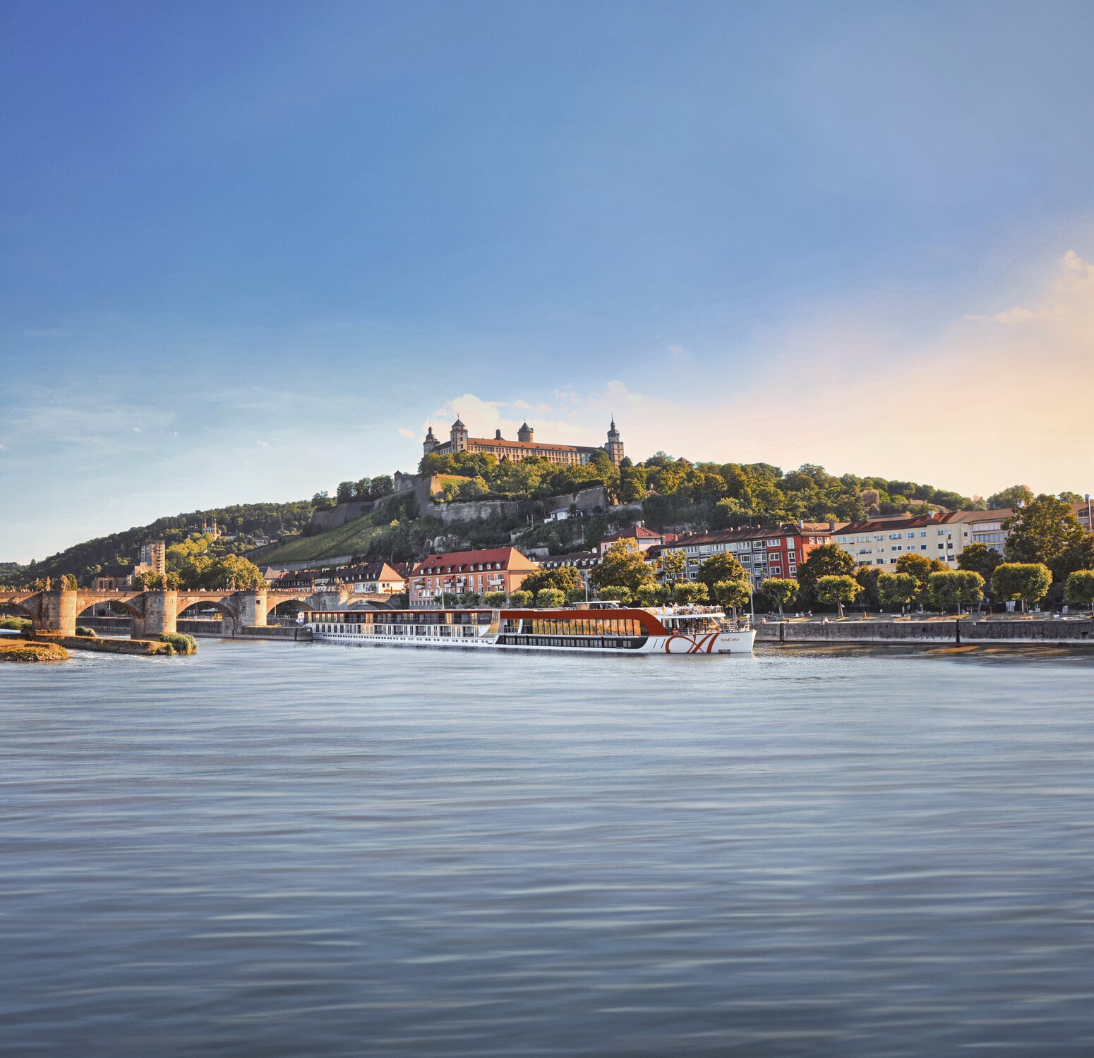 AmaBella sailing past the Golubac Fortress