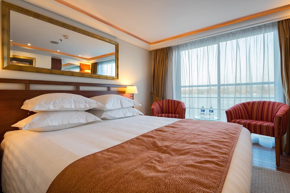 Category B French Balcony stateroom aboard AmaDolce on the Cello Deck