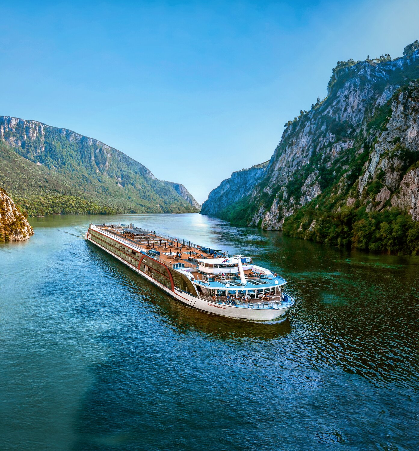 Many Generations, One Ship: The Danube with the Whole Family 