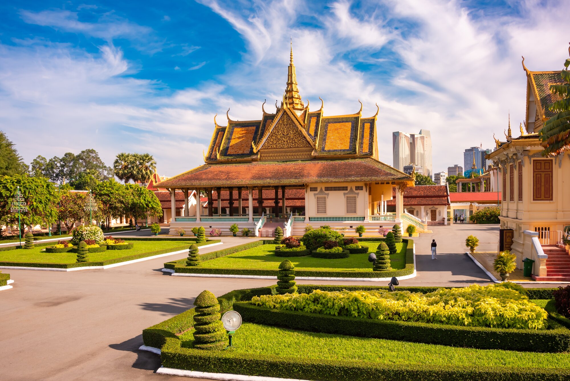 Admire the Royal Palace in Phnom Penh