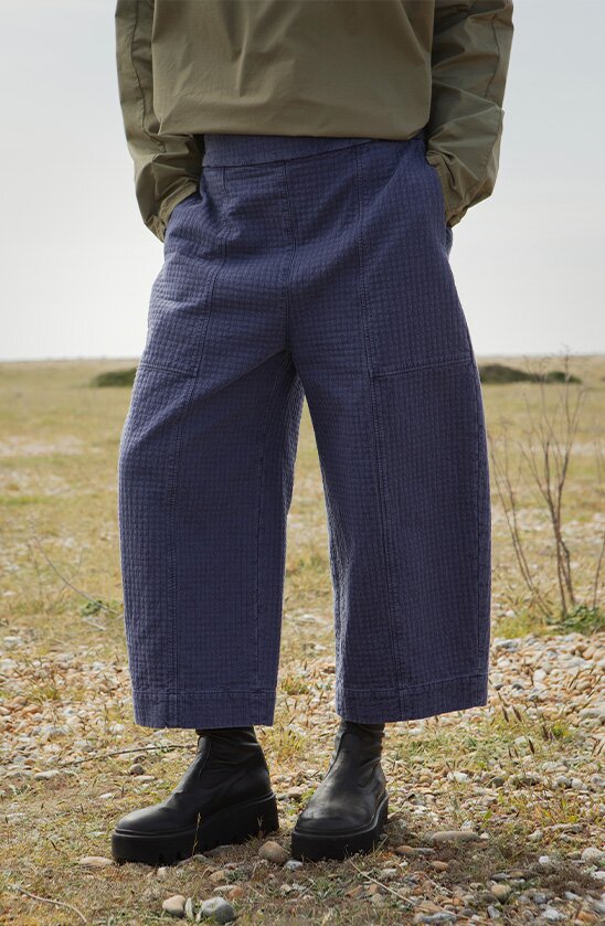 Lifestyle of Calow Pants