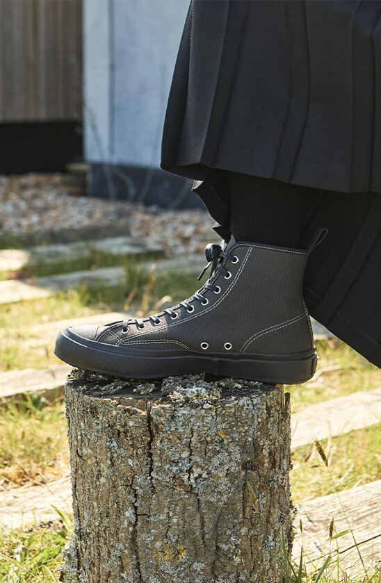 Lifestyle of High Top Trainers - Charcoal