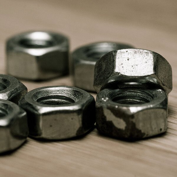 A little pile of bolts.