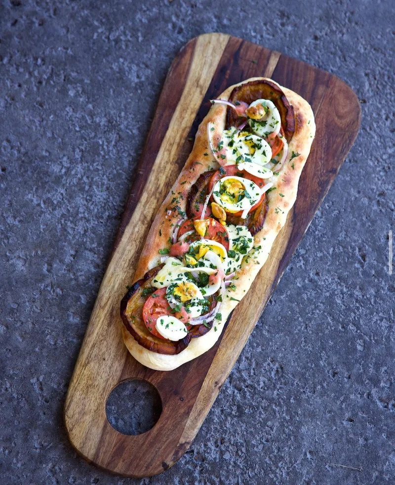 Focaccia Sabich