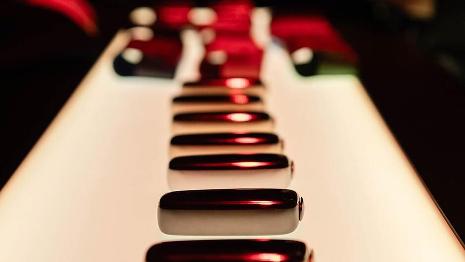 Design showcase of Ploom devices in various colors at the Ploom Launch event